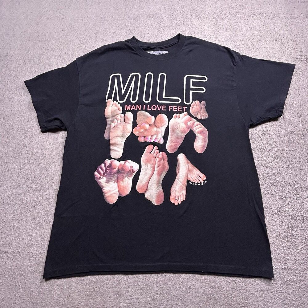 Teen Hearts Graphic T-Shirt Men's XL MILF Man I Love Feet Funny Meme Spencer's
